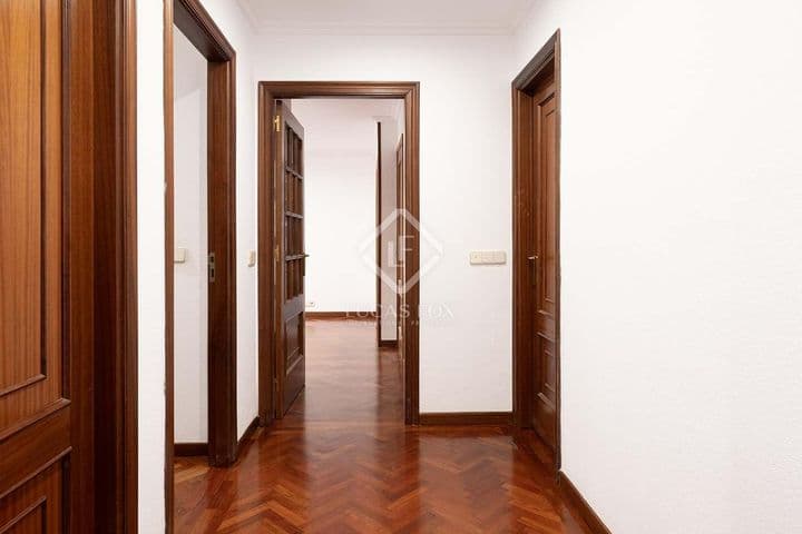 2 bedrooms apartment for rent in Vigo, Spain - Image 8