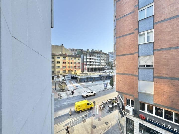 1 bedroom apartment for sale in Oviedo, Spain - Image 4