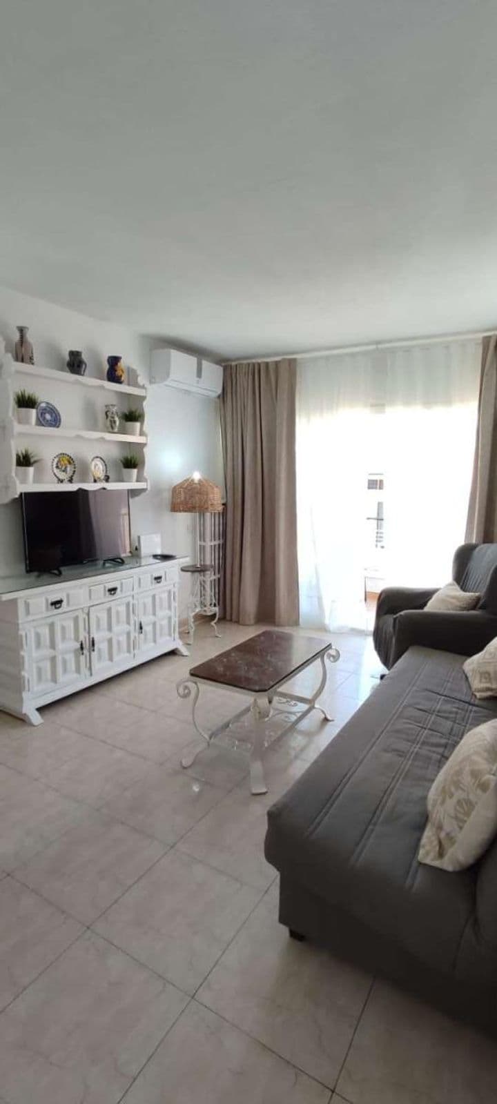 1 bedroom apartment for rent in Playa de los Boliches, Spain - Image 3