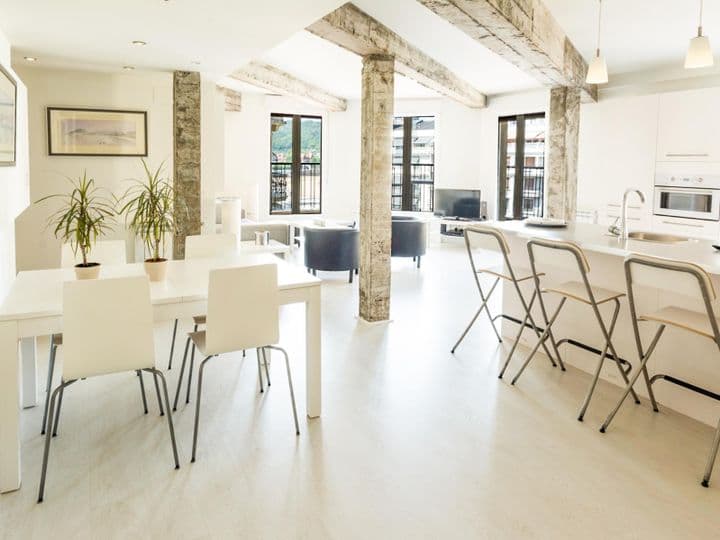 3 bedrooms apartment for rent in Donostia-San Sebastian, Spain - Image 9