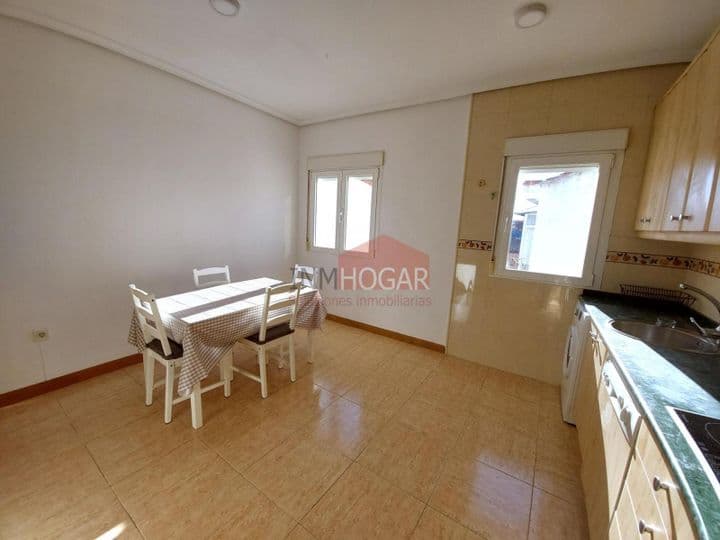 3 bedrooms apartment for rent in Avila, Spain - Image 8