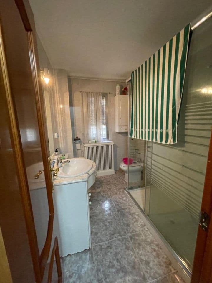 4 bedrooms apartment for sale in Albacete, Spain - Image 7