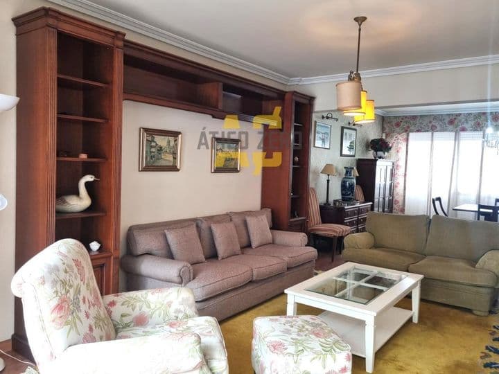 5 bedrooms apartment for rent in Vigo, Spain - Image 8