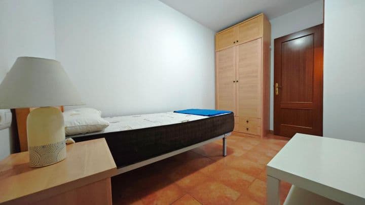 2 bedrooms apartment for sale in Centro, Spain - Image 11