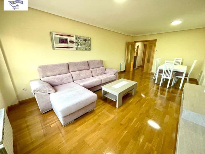 3 bedrooms apartment for rent in Cuenca, Spain - Image 3