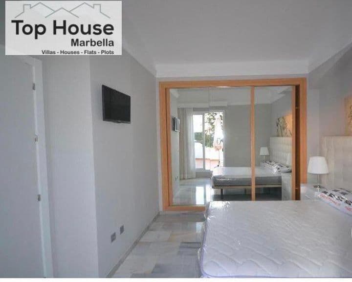 2 bedrooms house for rent in Marbella, Spain - Image 9