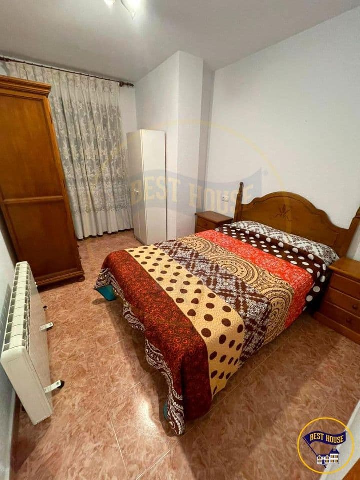 2 bedrooms apartment for rent in Serrania de Cuenca, Spain - Image 7