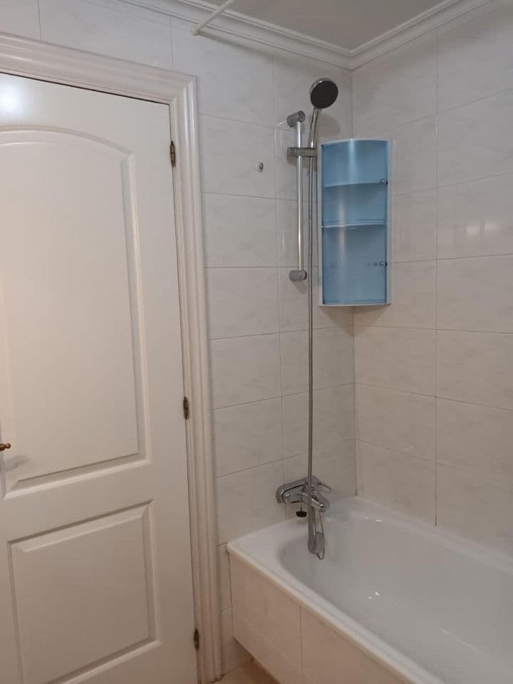 Apartment for rent in Vigo, Spain - Image 12