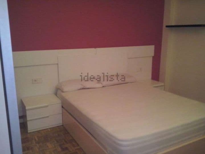 3 bedrooms apartment for rent in Vitoria-Gasteiz, Spain - Image 3