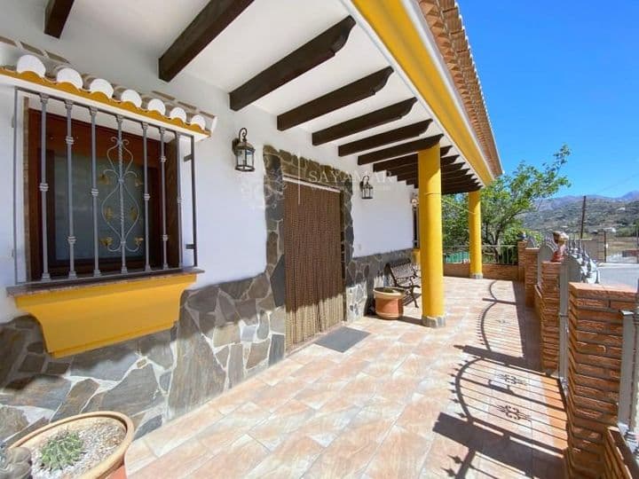 4 bedrooms house for sale in Sayalonga, Spain - Image 2