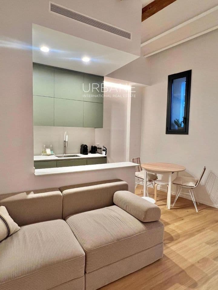 1 bedroom apartment for rent in Poblenou, Spain - Image 3