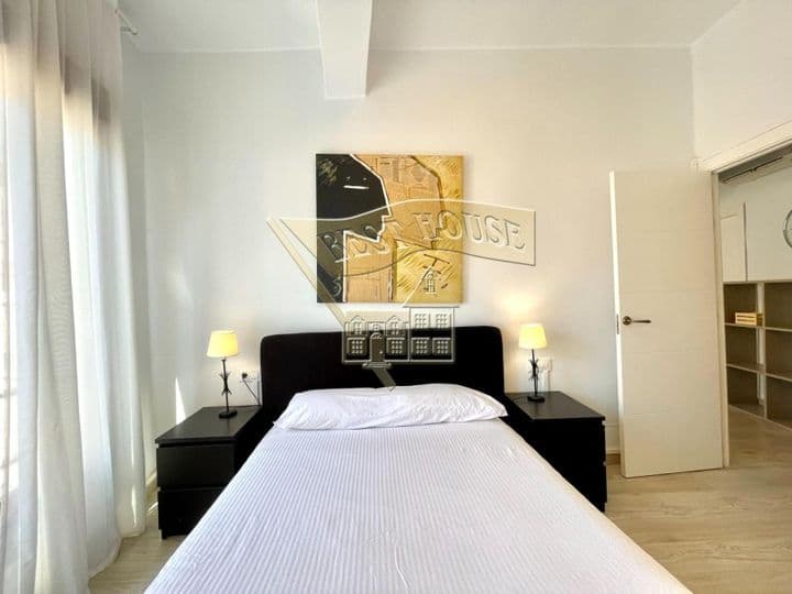 1 bedroom apartment for rent in Ciutat Vella, Spain - Image 11