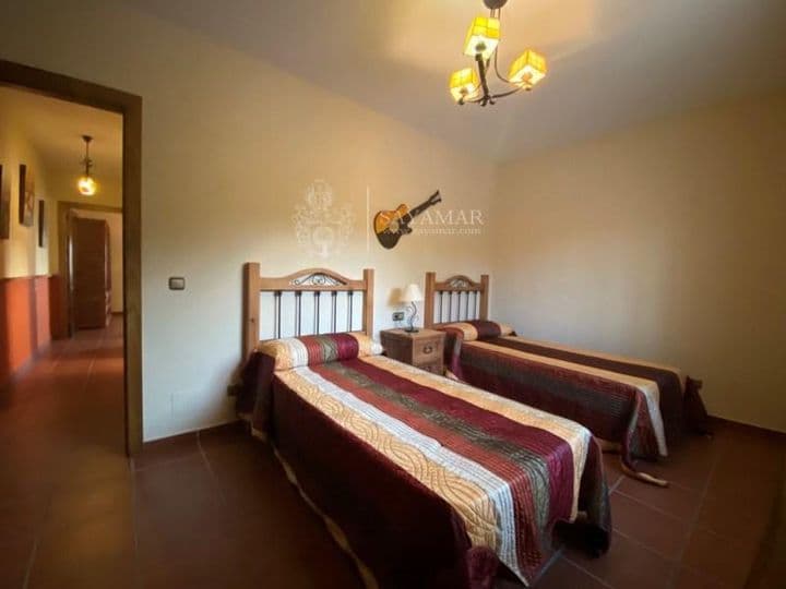 4 bedrooms house for sale in Sayalonga, Spain - Image 9