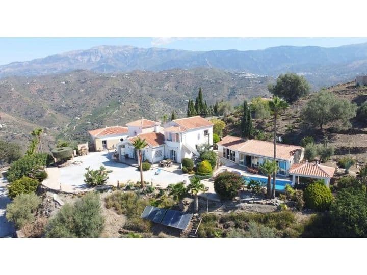 4 bedrooms house for sale in Sayalonga, Spain