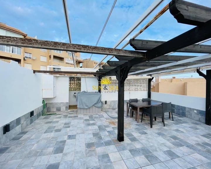 2 bedrooms apartment for rent in Playa de los Locos, Spain - Image 6