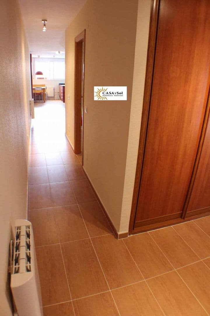 3 bedrooms apartment for rent in Alhaurin de la Torre, Spain - Image 9