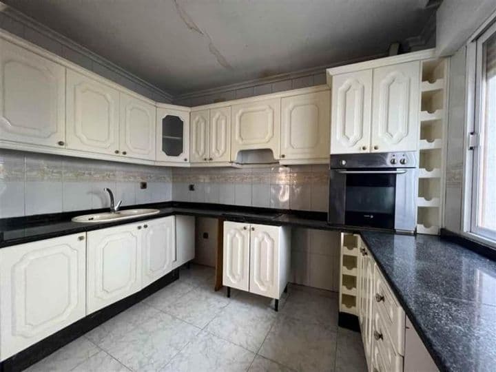 2 bedrooms apartment for sale in Badajoz, Spain - Image 10