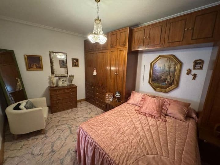 5 bedrooms apartment for sale in Centro, Spain - Image 2