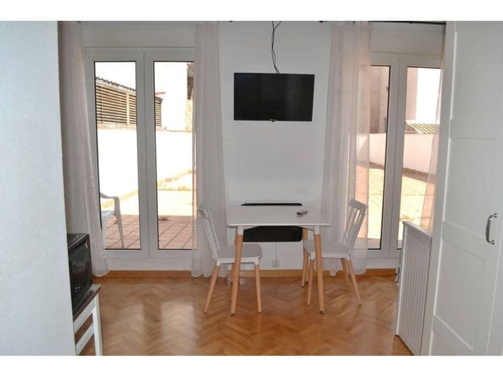 1 bedroom apartment for rent in Palencia, Spain - Image 6