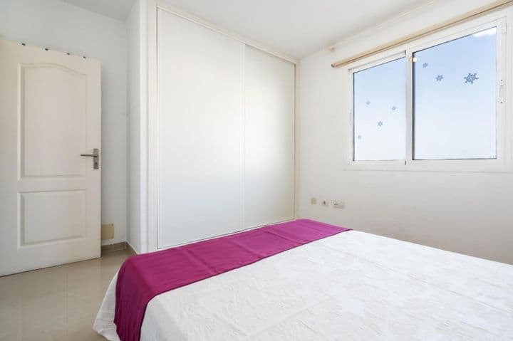 1 bedroom apartment for sale in Casco Urbano, Spain - Image 3