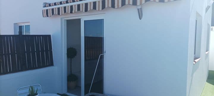 1 bedroom house for rent in Tenerife, Spain - Image 9