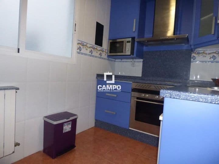 2 bedrooms apartment for rent in Albacete, Spain - Image 5