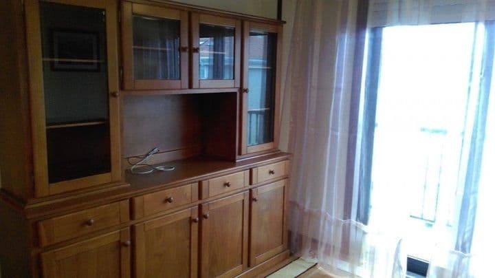 2 bedrooms apartment for rent in Ames, Spain - Image 4