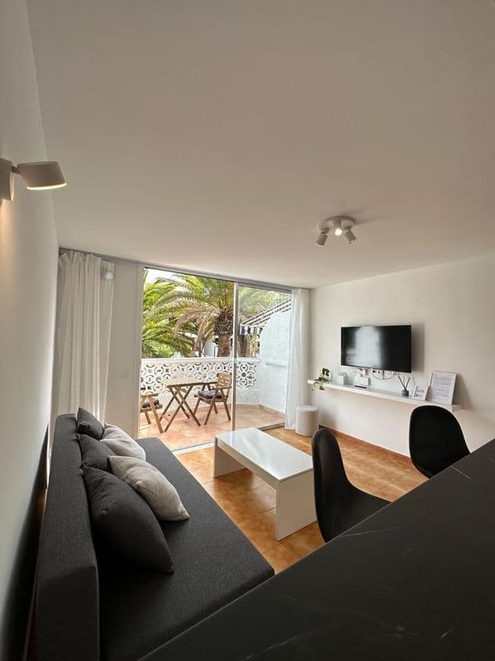 1 bedroom apartment for sale in Playa de las Americas, Spain - Image 3