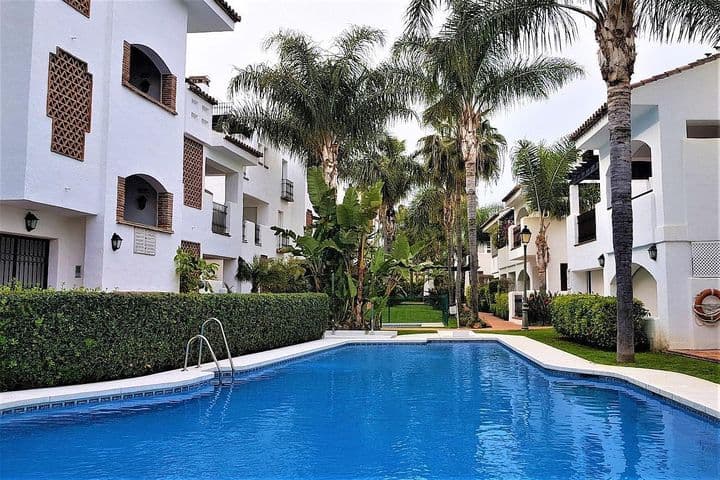 2 bedrooms apartment for sale in San Pedro Pueblo, Spain - Image 4