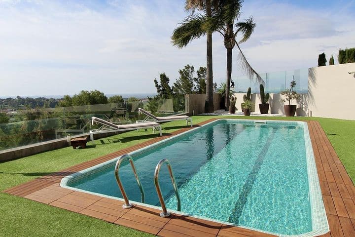 4 bedrooms house for sale in Benahavis, Spain - Image 2