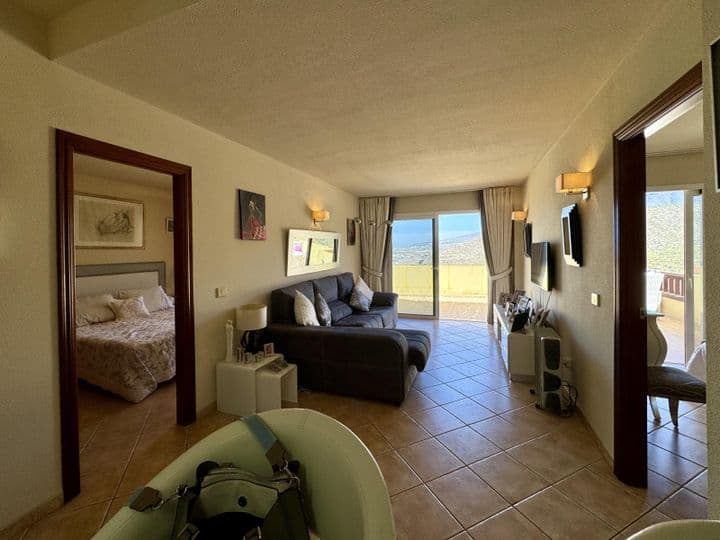 2 bedrooms apartment for sale in Adeje, Spain - Image 3