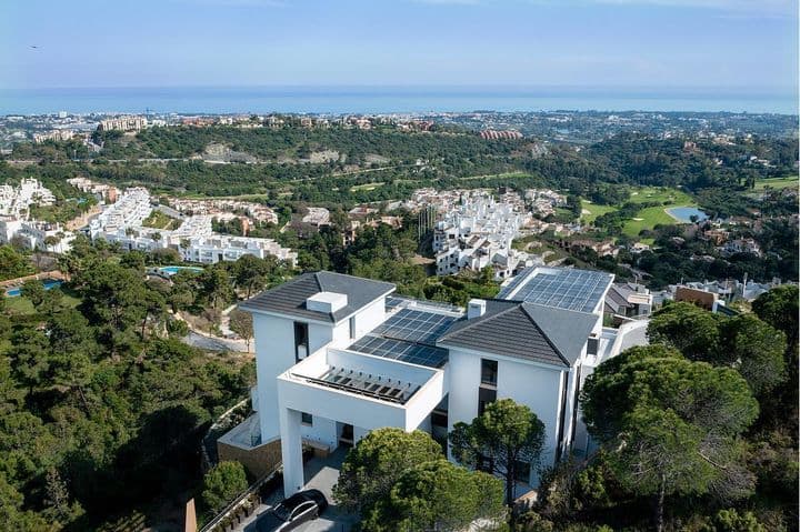 12 bedrooms house for sale in Benahavis, Spain