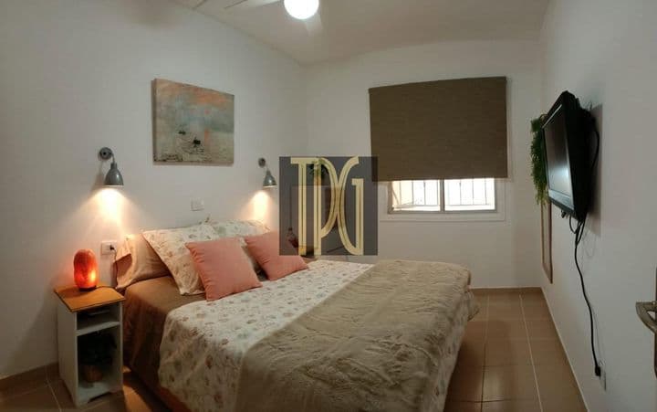 1 bedroom apartment for sale in Los Cristianos, Spain - Image 2