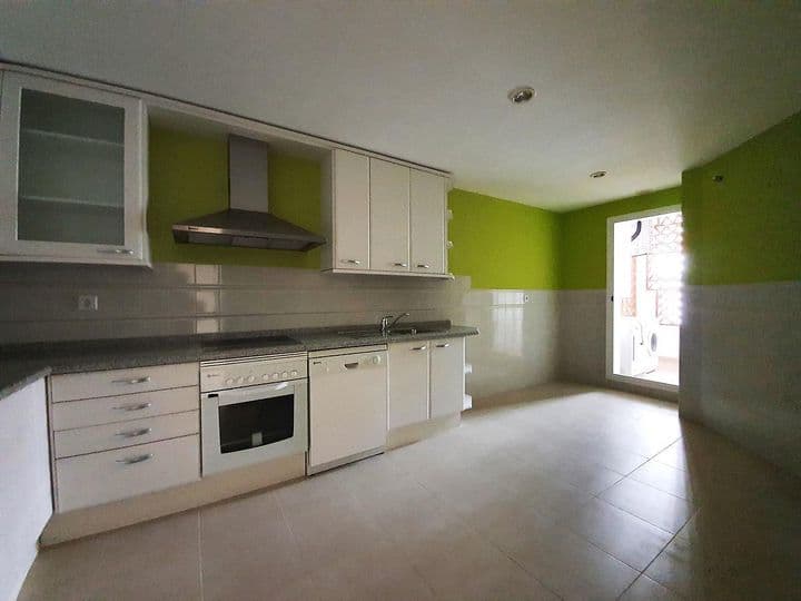 2 bedrooms apartment for sale in San Pedro Pueblo, Spain - Image 7