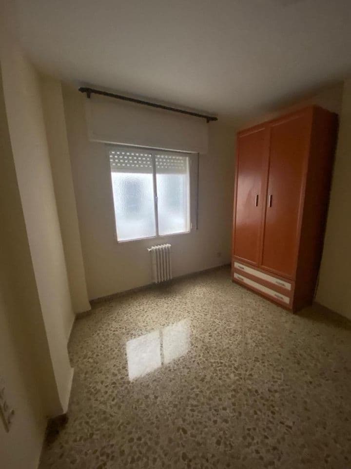 3 bedrooms apartment for rent in Centro-Sagrario, Spain - Image 8