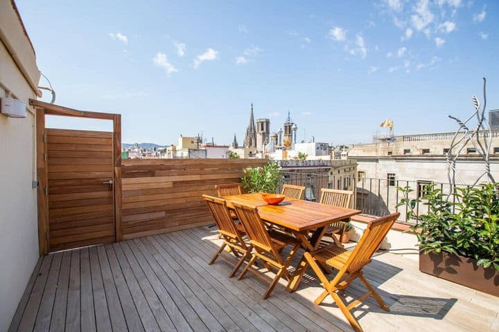 3 bedrooms apartment for rent in Gotic, Spain - Image 4