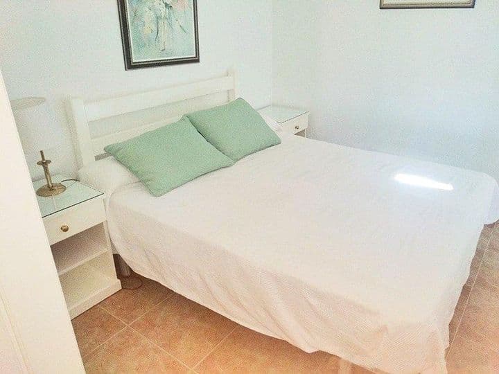 2 bedrooms apartment for rent in Telde, Spain - Image 10