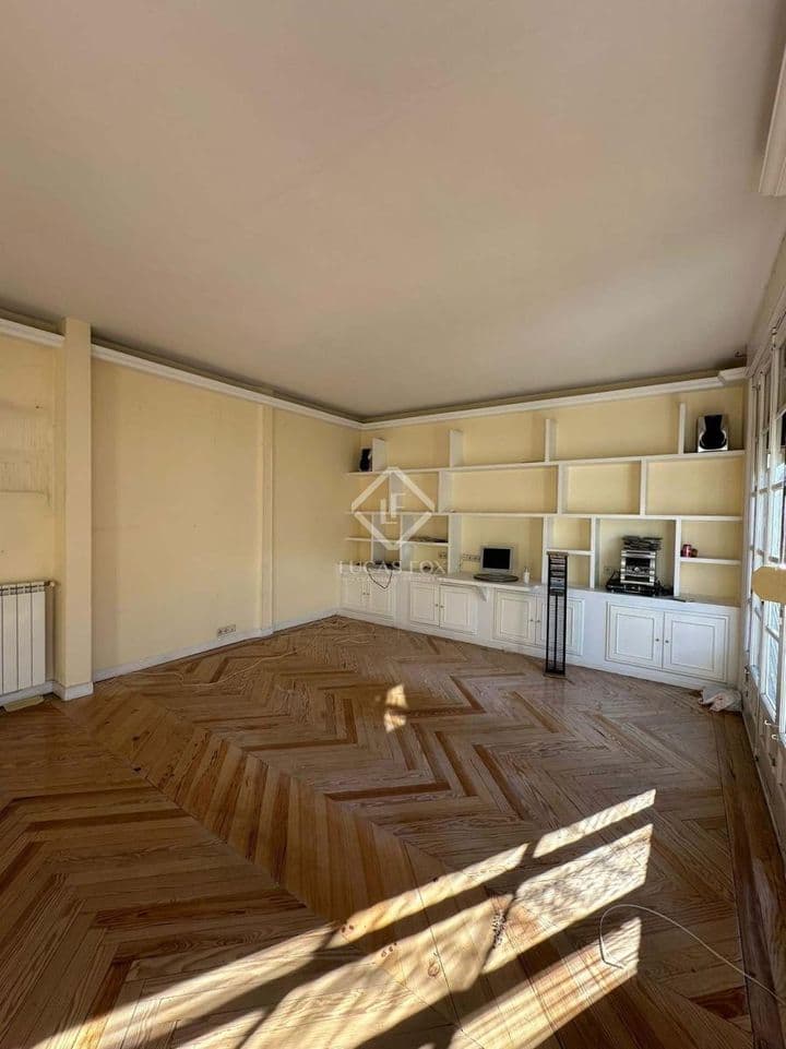 3 bedrooms apartment for sale in Madrid, Spain - Image 3