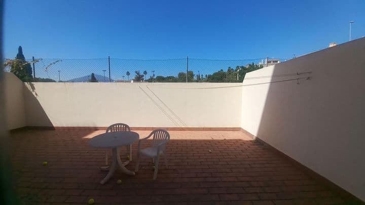 2 bedrooms apartment for rent in Nueva Andalucia, Spain - Image 9