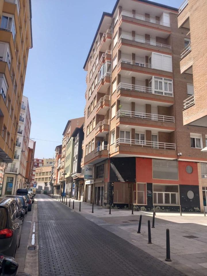 3 bedrooms apartment for sale in Torrelavega, Spain - Image 4