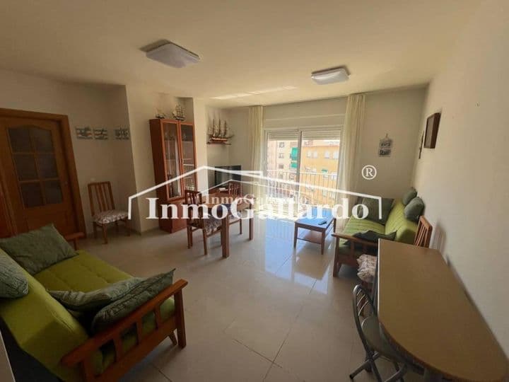 2 bedrooms apartment for rent in Rincon de la Victoria, Spain - Image 2