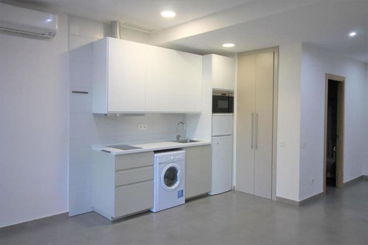 Apartment for sale in Chamartin, Spain - Image 3