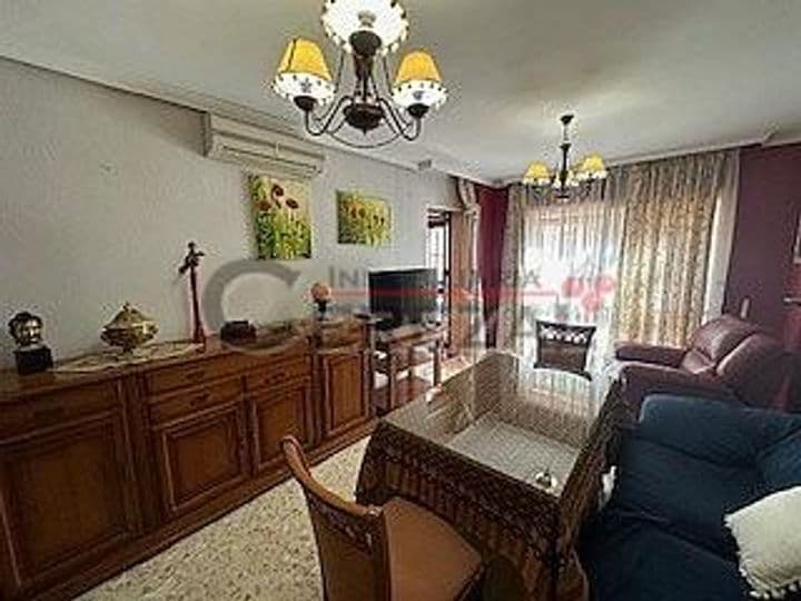 4 bedrooms apartment for rent in Centro, Spain - Image 4