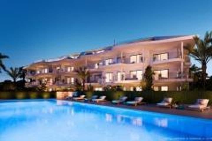 3 bedrooms apartment for sale in Fuengirola, Spain - Image 2