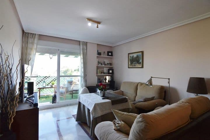 2 bedrooms apartment for rent in Nueva Andalucia, Spain - Image 4