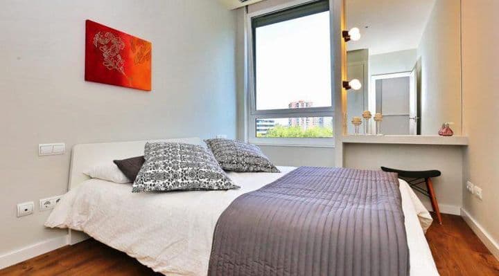 1 bedroom apartment for rent in Poblenou, Spain - Image 7