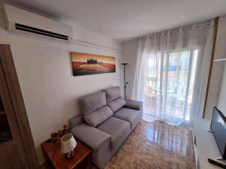 2 bedrooms apartment for rent in Playa del Cura, Spain - Image 2