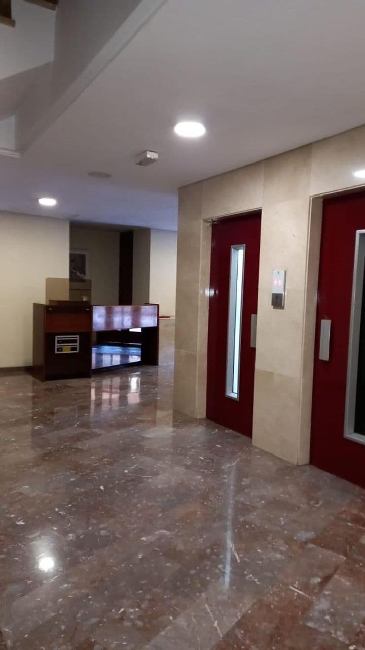 4 bedrooms apartment for sale in Zaragoza, Spain - Image 2