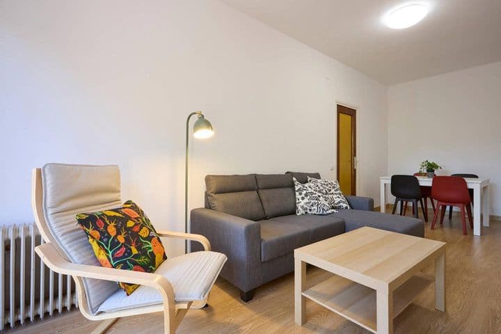 3 bedrooms apartment for rent in Gracia, Spain - Image 9