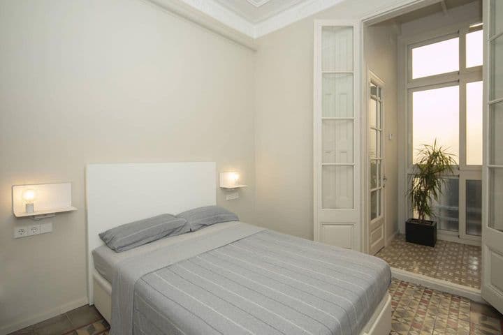 3 bedrooms apartment for sale in Esquerra de lEixample, Spain - Image 6